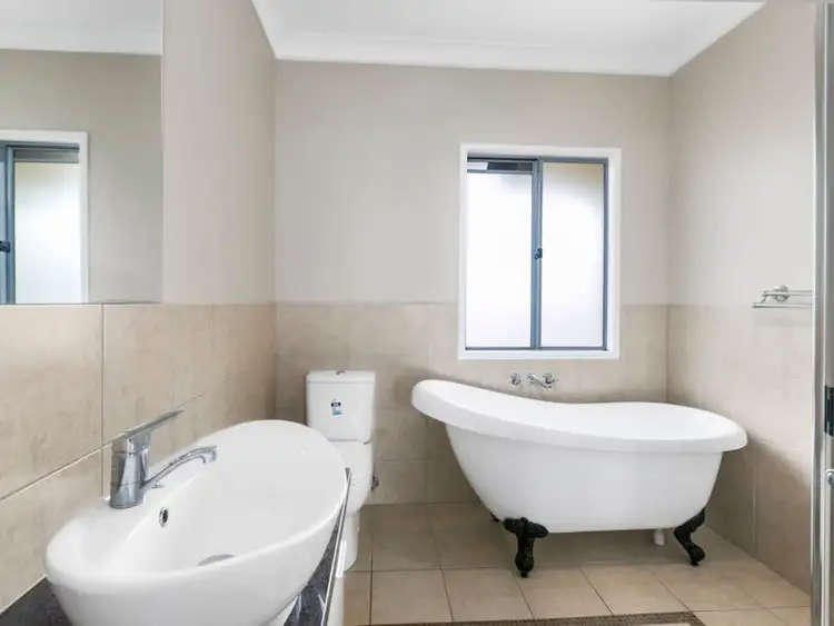 Seventh view of Homely house listing, 2 Jason Street, Cleveland QLD 4163