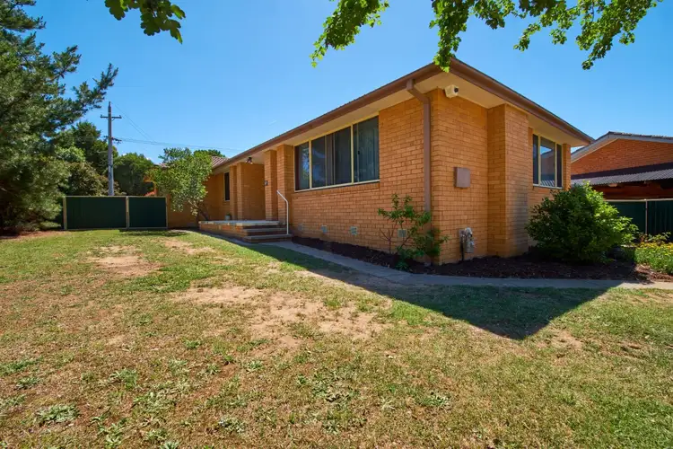 Second view of Homely house listing, 147 Starke Street, Holt ACT 2615