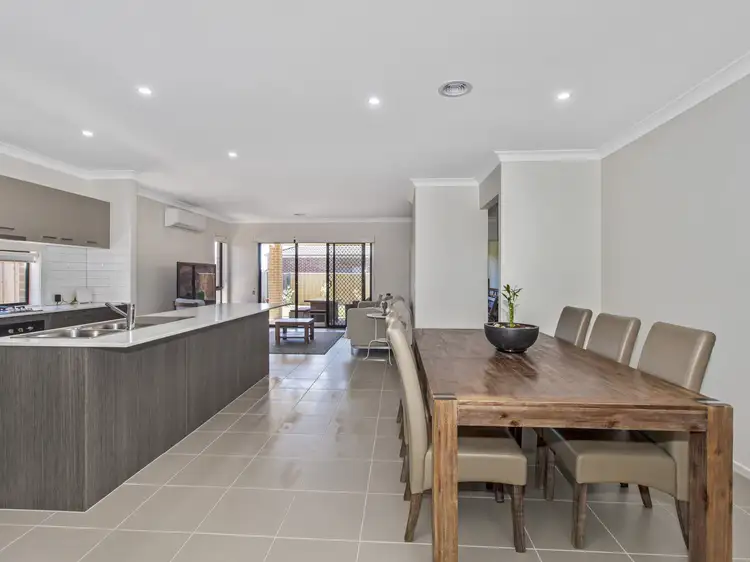 Fourth view of Homely house listing, 5 Vantage Green, Beveridge VIC 3753