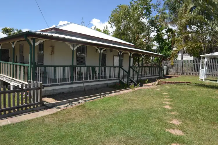 69 Poole St, Bowen QLD 4805
