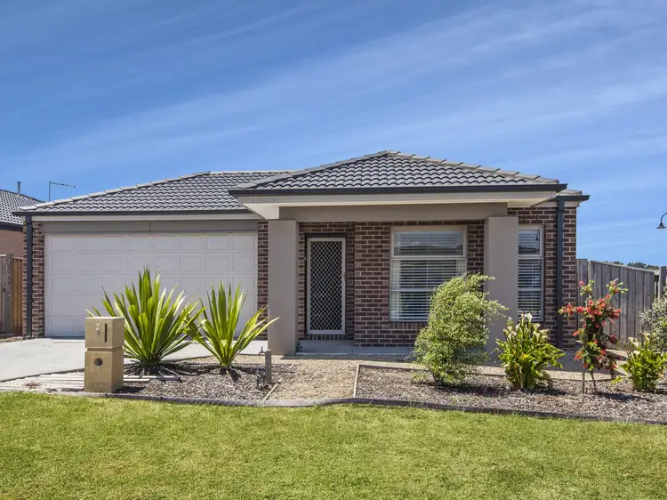 2 Lomandra Avenue, Wallan VIC 3756
