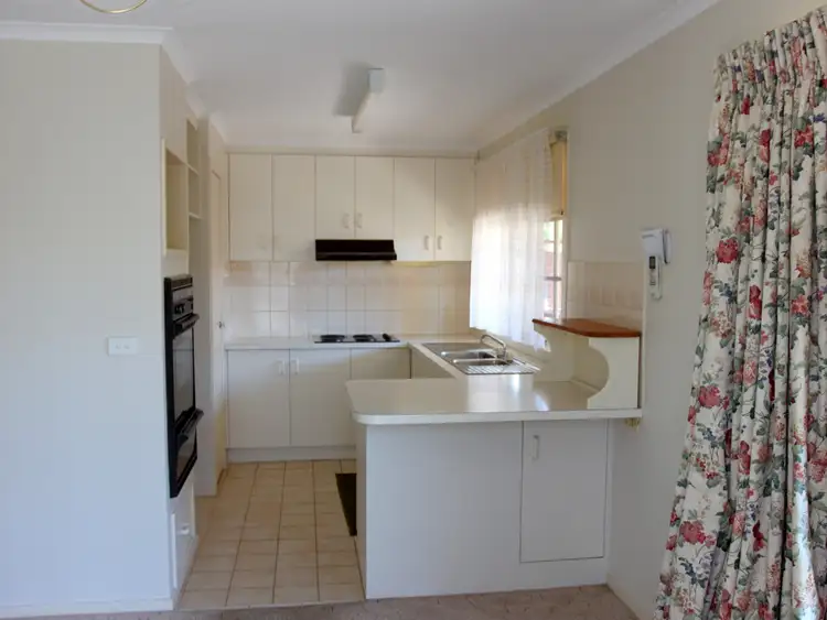 Second view of Homely unit listing, Unit 2/5 Albert Street, Alexandra VIC 3714