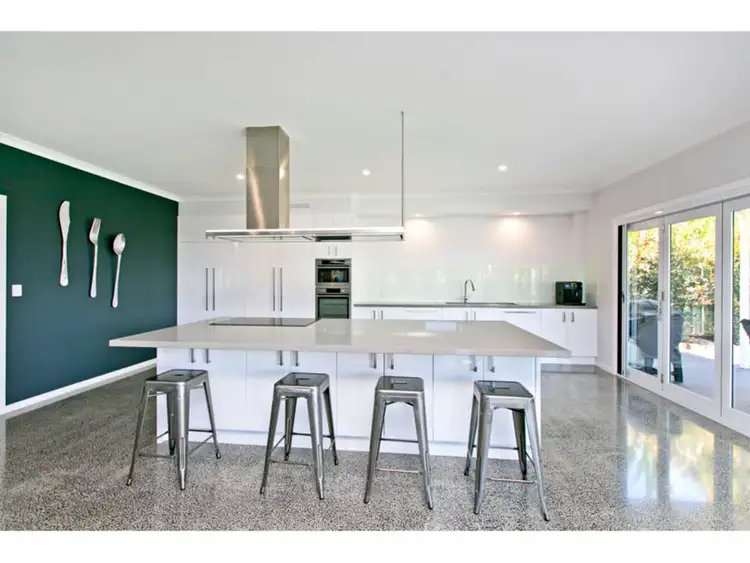 Sixth view of Homely house listing, 10 Kooringa Avenue, Cleveland QLD 4163