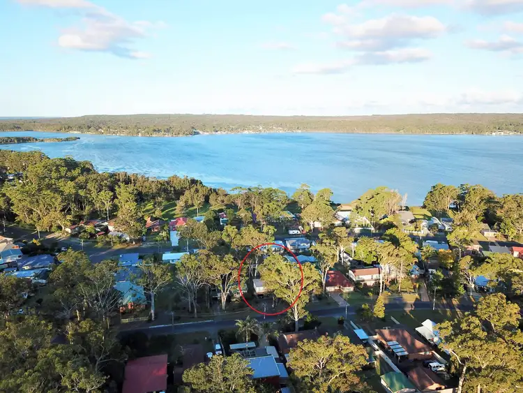 8 Karne St, Sanctuary Point NSW 2540