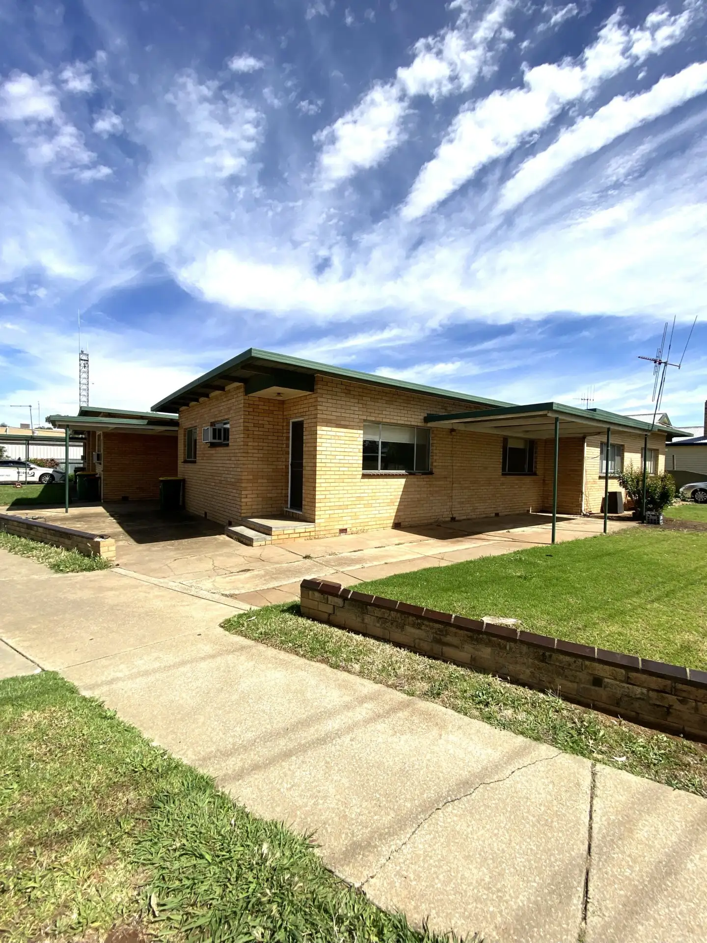 Main view of Homely flat listing, Unit 1/136 Stradbroke Avenue, Swan Hill VIC 3585