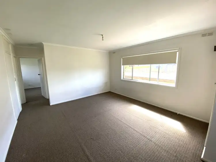 Third view of Homely flat listing, Unit 1/136 Stradbroke Avenue, Swan Hill VIC 3585