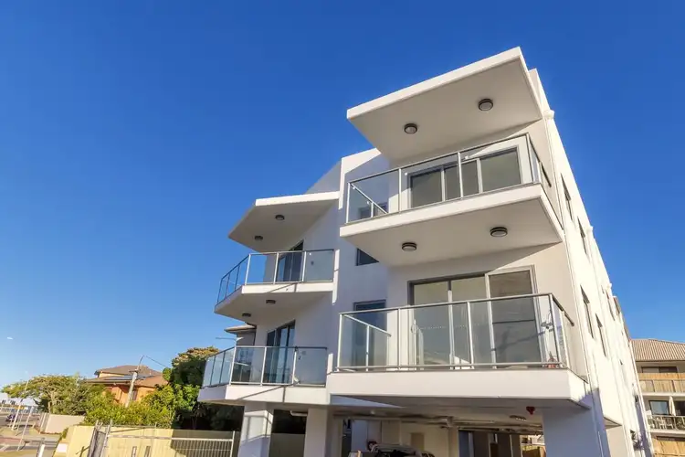 3/16 Brisbane Road, Labrador QLD 4215