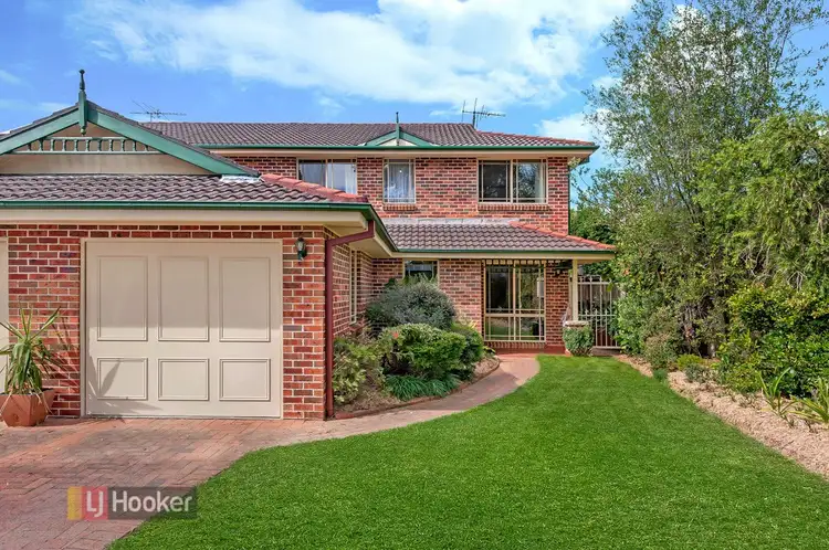 12 Thomas Wilkinson Avenue, Dural NSW 2158