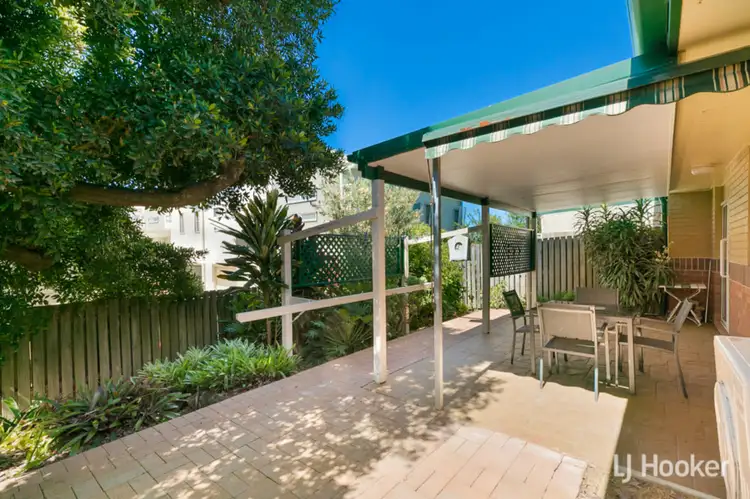 Second view of Homely villa listing, 2/108 Wynyard Street, Cleveland QLD 4163