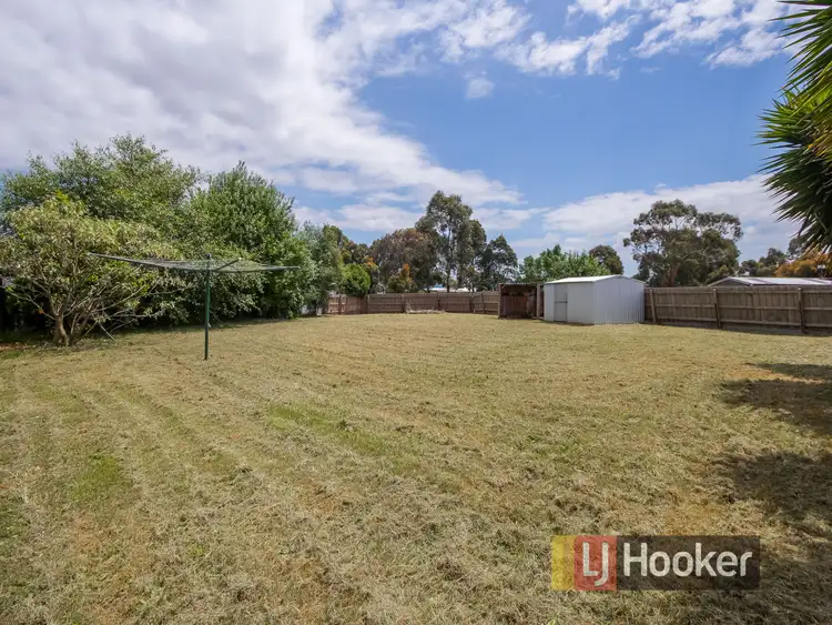 Fifth view of Homely house listing, 9 Ellery Court, Cranbourne North VIC 3977