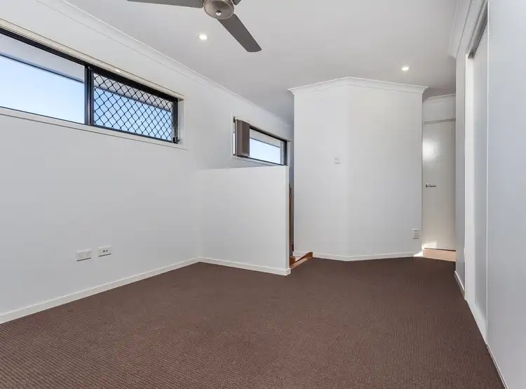 Seventh view of Homely house listing, 21 Montree Circuit, Kallangur QLD 4503