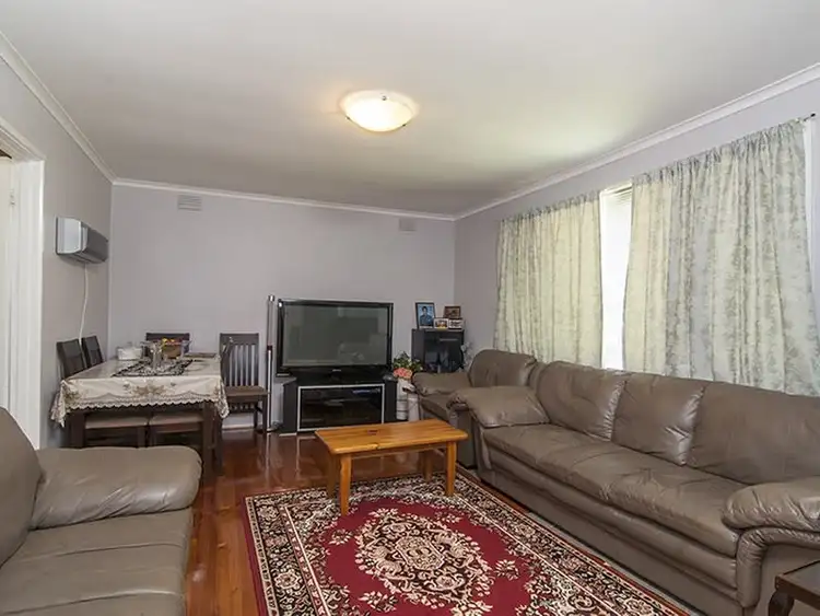 Third view of Homely semi-detached listing, 1&2, 9 Maxine Court, Noble Park VIC 3174