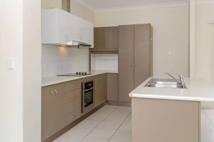 Fifth view of Homely house listing, 5 Glasshouse Place, New Auckland QLD 4680