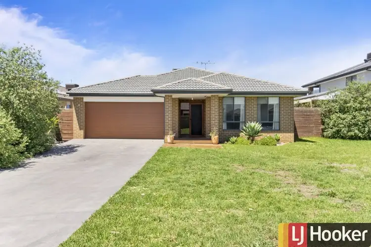 35 Manuka Grove, Wyndham Vale VIC 3024