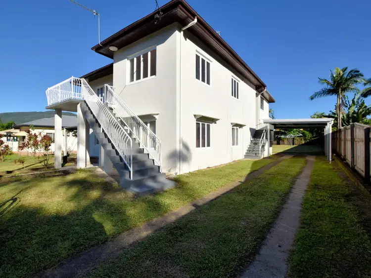 2/9 Thurles Street, Tully QLD 4854