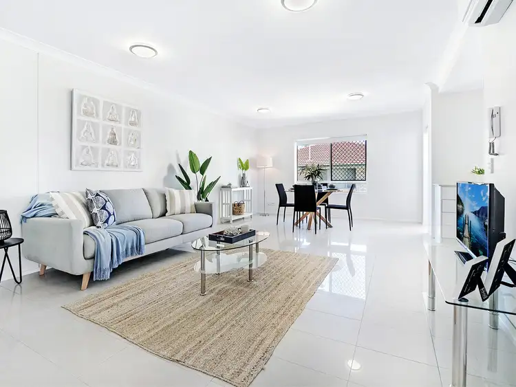 17/39 Frank Street, Labrador QLD 4215