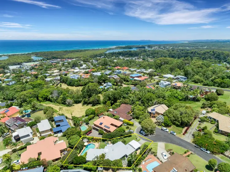 Fourth view of Homely house listing, 2 Napelle Court, Ocean Shores NSW 2483