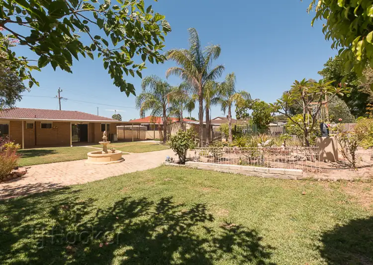 25 Carvie Street, Hillman WA 6168