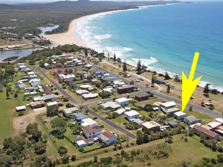 88 Ocean Road, Brooms Head NSW 2463