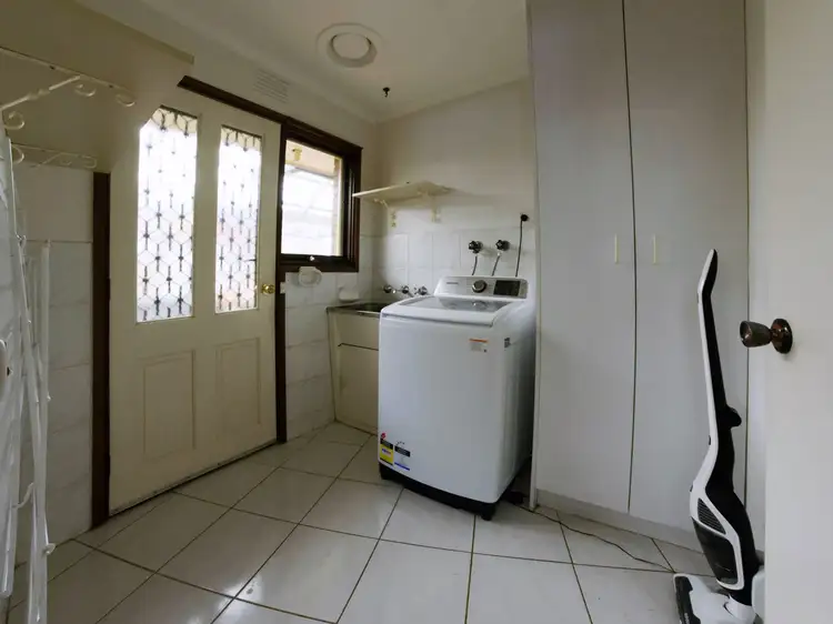 Sixth view of Homely house listing, 4 Inala Court, Frankston VIC 3199
