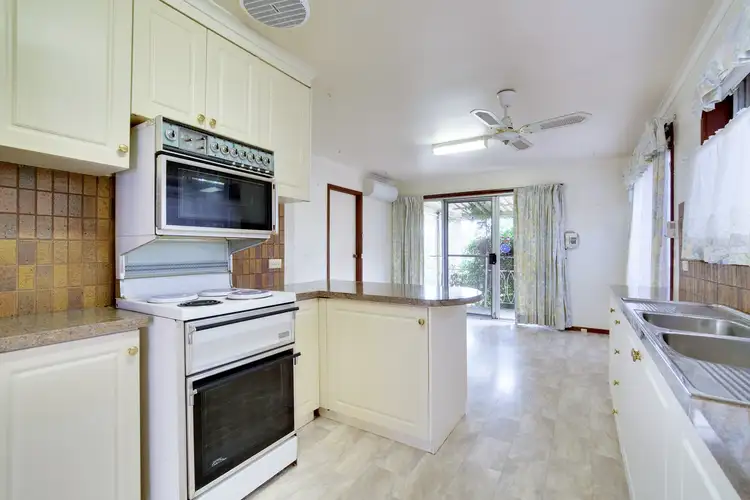 Fifth view of Homely house listing, 364 Southern Cross Drive, Macgregor ACT 2615