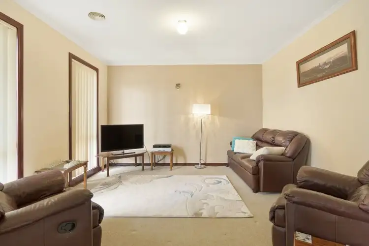 Fourth view of Homely townhouse listing, 4 Avon Walk, Taylors Hill VIC 3037