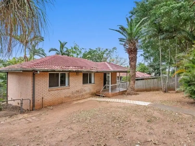 17 Queens Road, Kingston QLD 4114