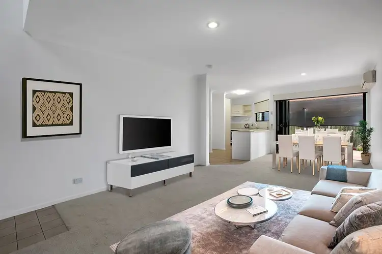 Sixth view of Homely townhouse listing, 8/40 Taunton Street, Annerley QLD 4103