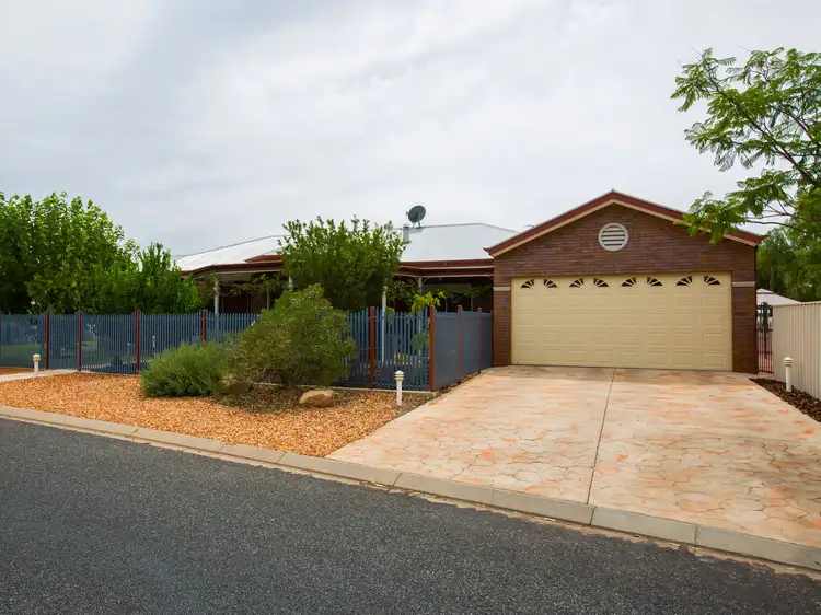 113 Cromwell Drive, Desert Springs NT 870