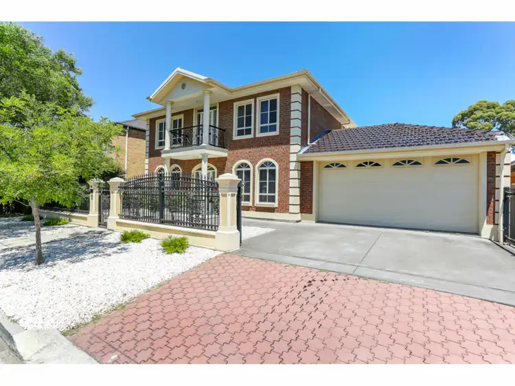 11 Meadowbank Tce, Northgate SA 5085
