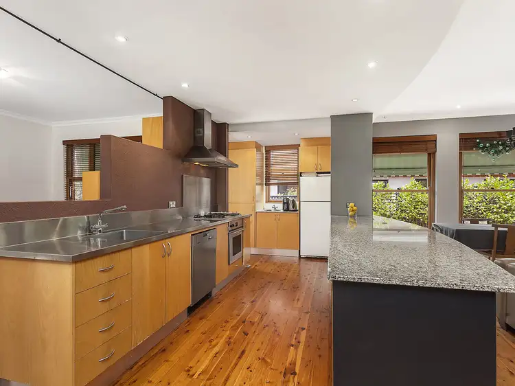 Second view of Homely house listing, 10 Stuart Street, Griffith ACT 2603