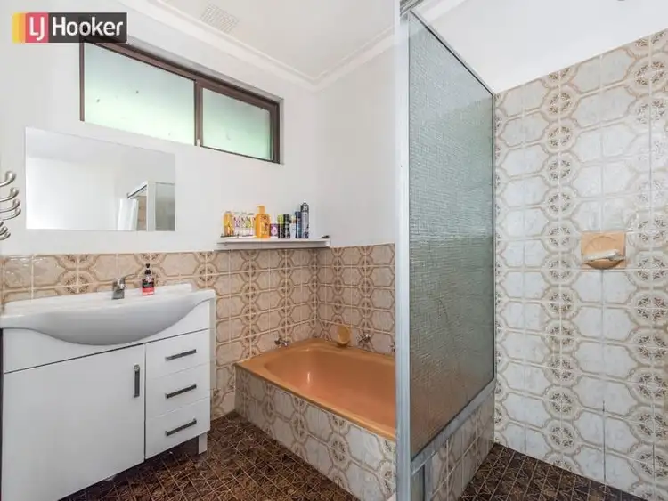Seventh view of Homely house listing, 15 Lubberdina Court, Gosnells WA 6110