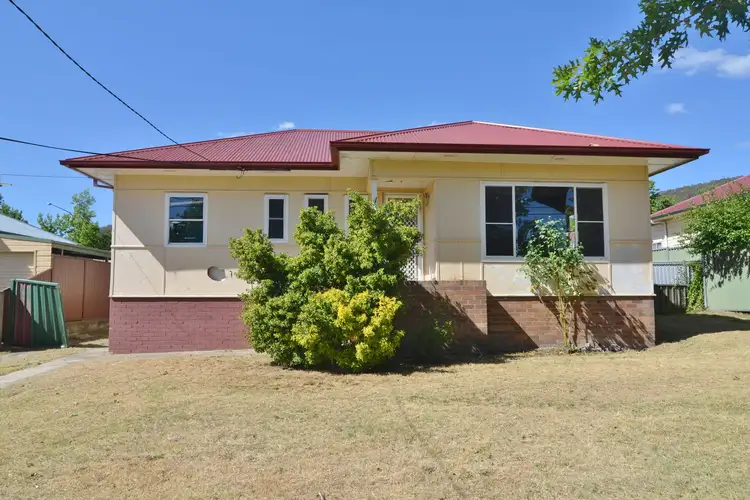 43 Andrew Street, Lithgow NSW 2790