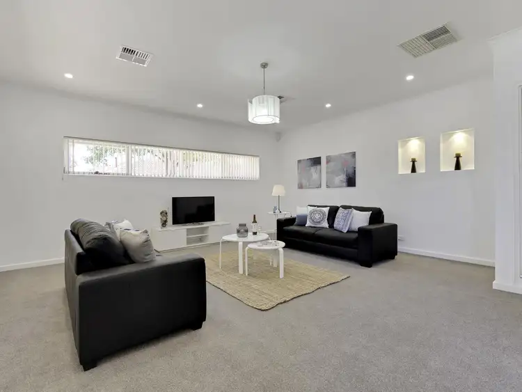 Seventh view of Homely house listing, 2 Tora Court, Park Holme SA 5043