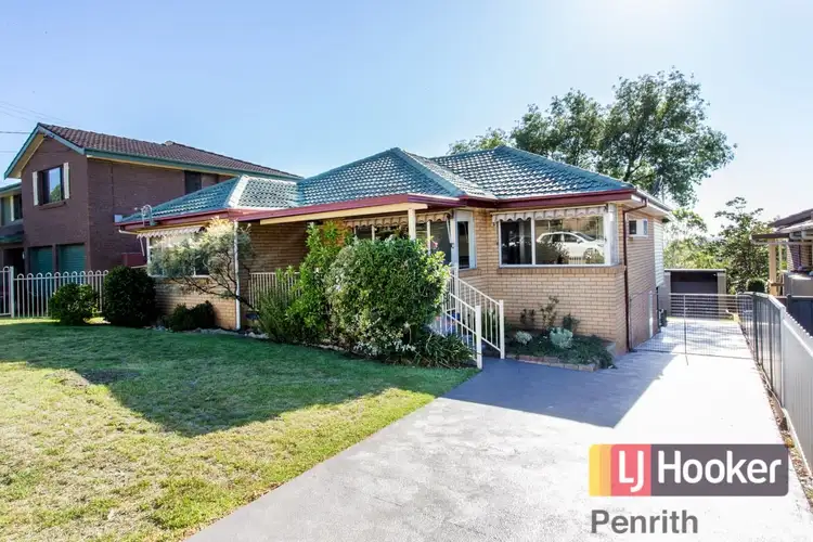 14 Hillcrest Road, Emu Heights NSW 2750