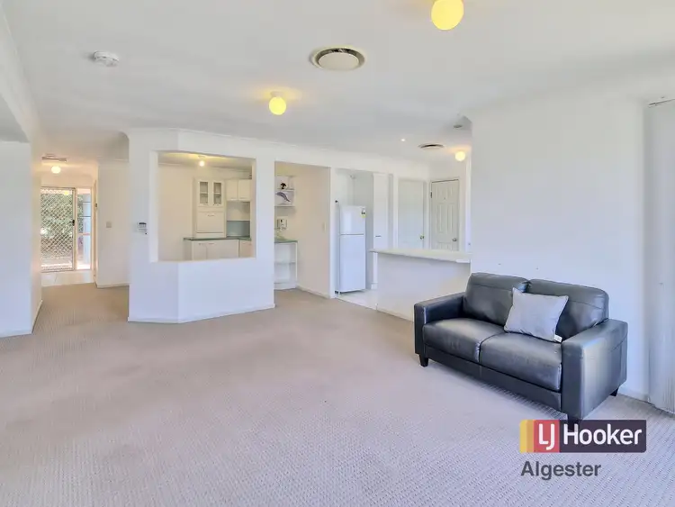 Fifth view of Homely house listing, 8 Bellavista Close, Calamvale QLD 4116