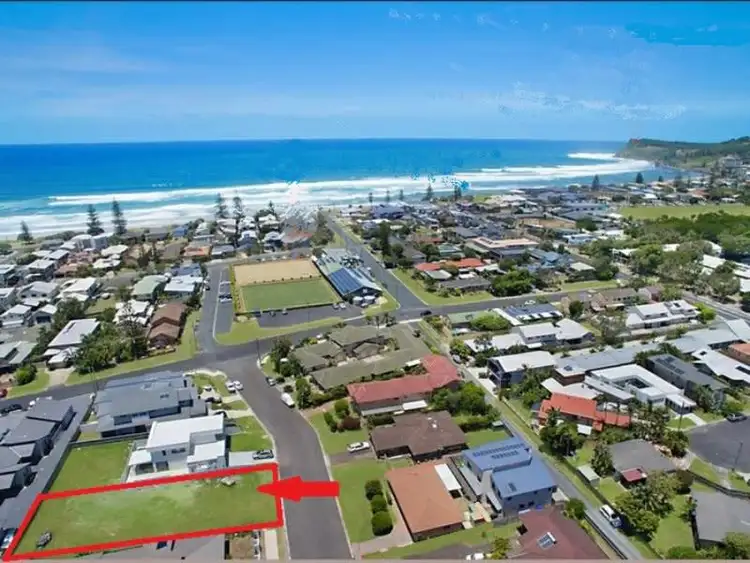 Second view of Homely unit listing, 1/6 Megan Crescent, Lennox Head NSW 2478