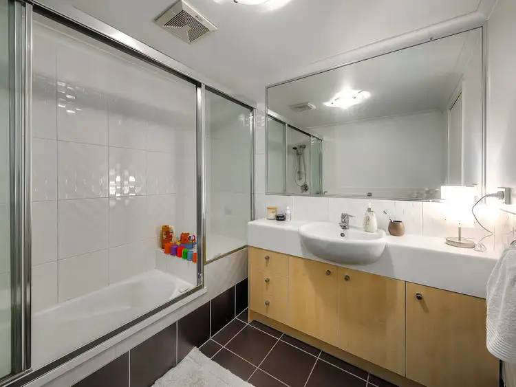 Third view of Homely unit listing, 2/11 Onslow Street, Ascot QLD 4007