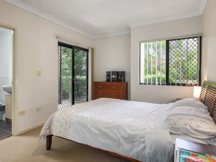 Sixth view of Homely unit listing, 2/11 Onslow Street, Ascot QLD 4007