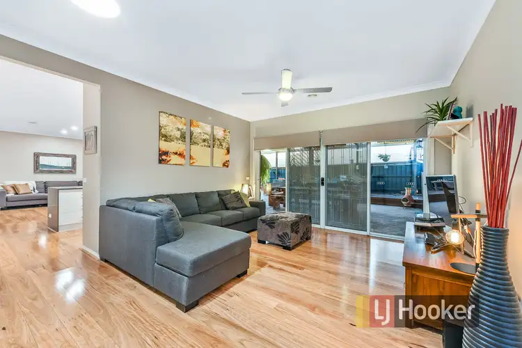Fifth view of Homely house listing, 10 Carrington Drive, Pakenham VIC 3810