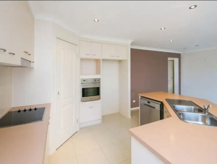 Seventh view of Homely house listing, 4 Sam Place, Thornlands QLD 4164