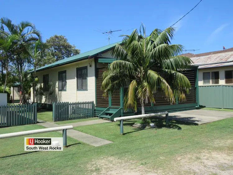 Second view of Homely unit listing, 1/7 Baldwin Street, South West Rocks NSW 2431