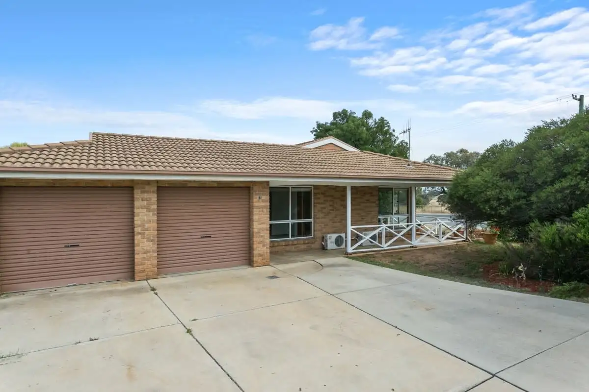 Main view of Homely house listing, 31 Furlong Road, Queanbeyan NSW 2620