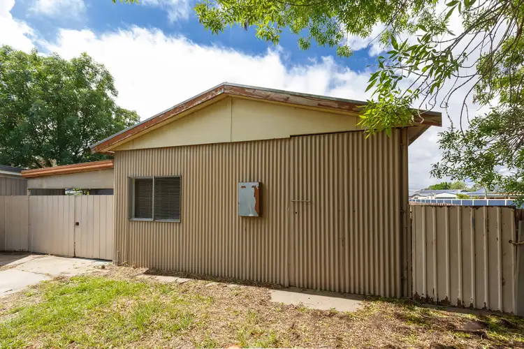 4/22 Lloyd Street, Stratford VIC 3862