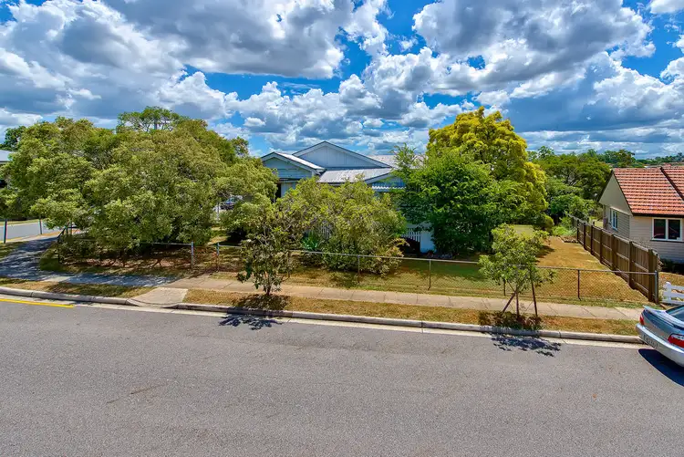 17 Gamelin Crescent, Stafford QLD 4053