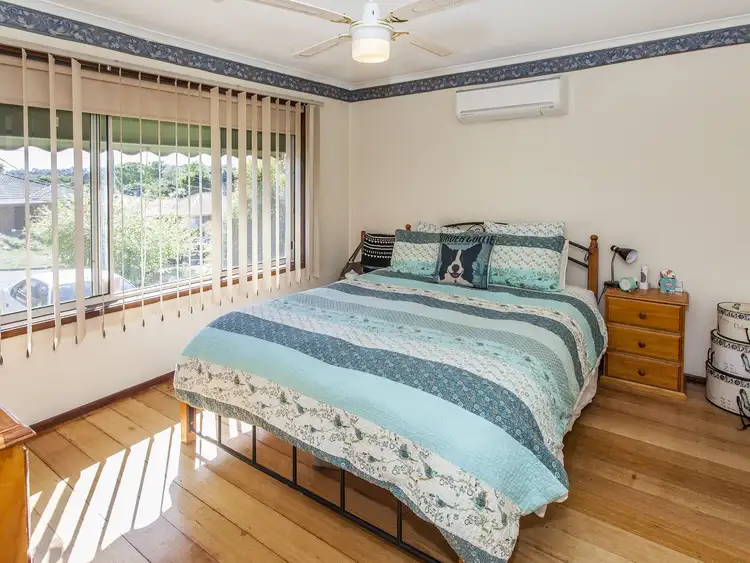 Second view of Homely house listing, 1/10 Winifred Road, Mooroolbark VIC 3138