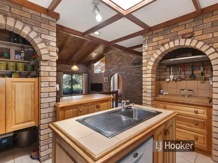Sixth view of Homely house listing, 9 Golf Links Road, Wynyard TAS 7325