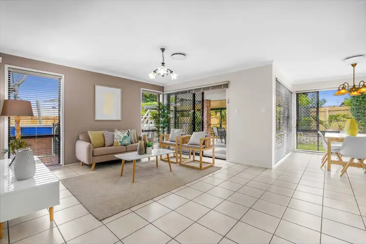 28 Inverary Place, Parkinson QLD 4115