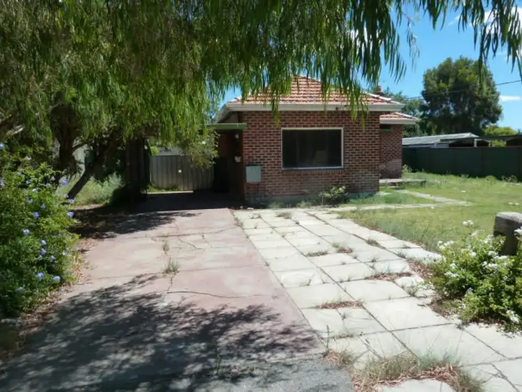 11 Bernice Way, Thornlie WA 6108