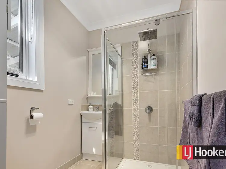 Fifth view of Homely house listing, 215 Sinclair St South, Colac VIC 3250